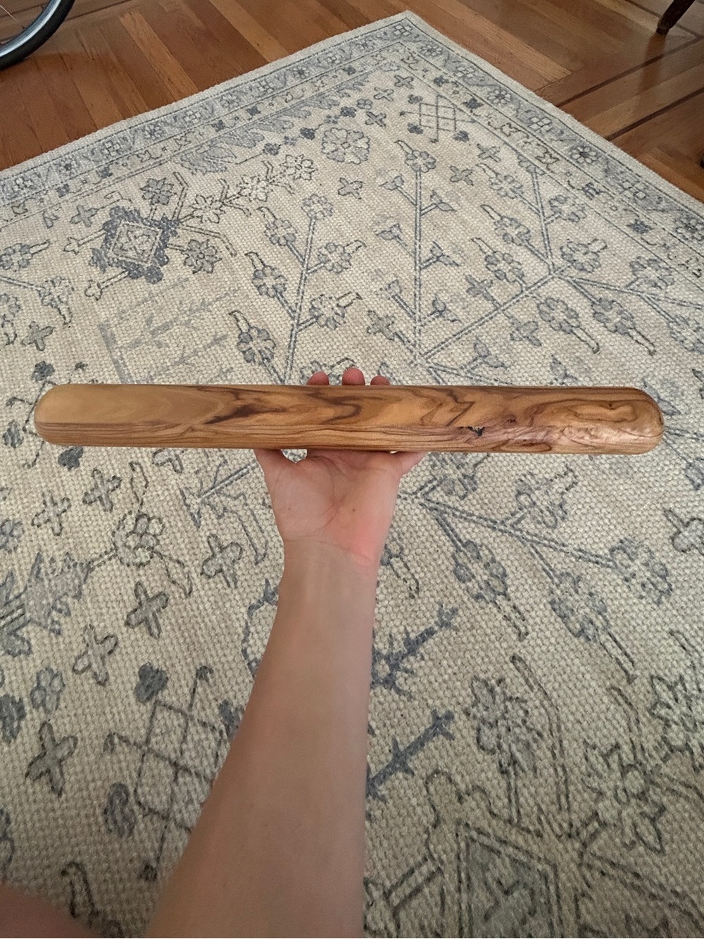 New! Williams Sonoma Olivewood Straight Rolling Pin